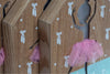 DECORAÇÃO LUMINOSA MDF 17X3,5X25 VESTIDO (VENDIDO EM SEPARADO)